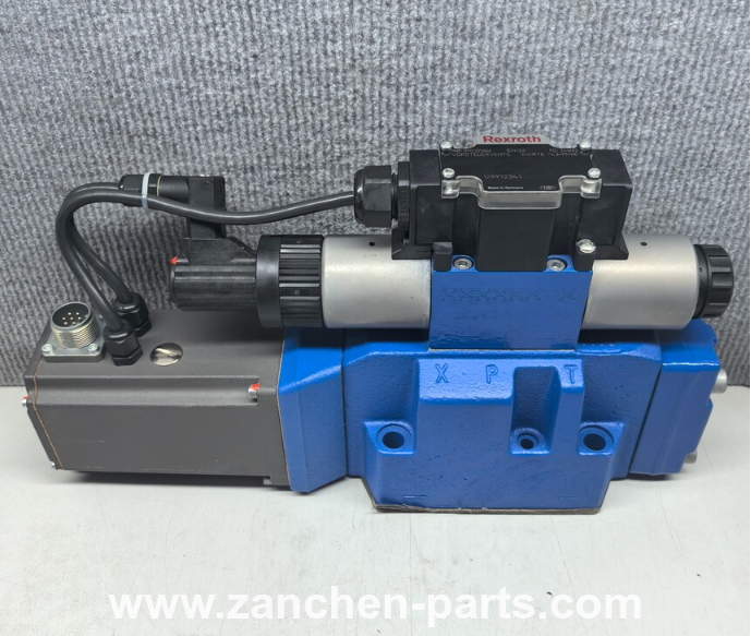 Rexroth R901127120 Proportional Directional Valve 4WRTE16V1-200L-46/6EG24EK31/F1M